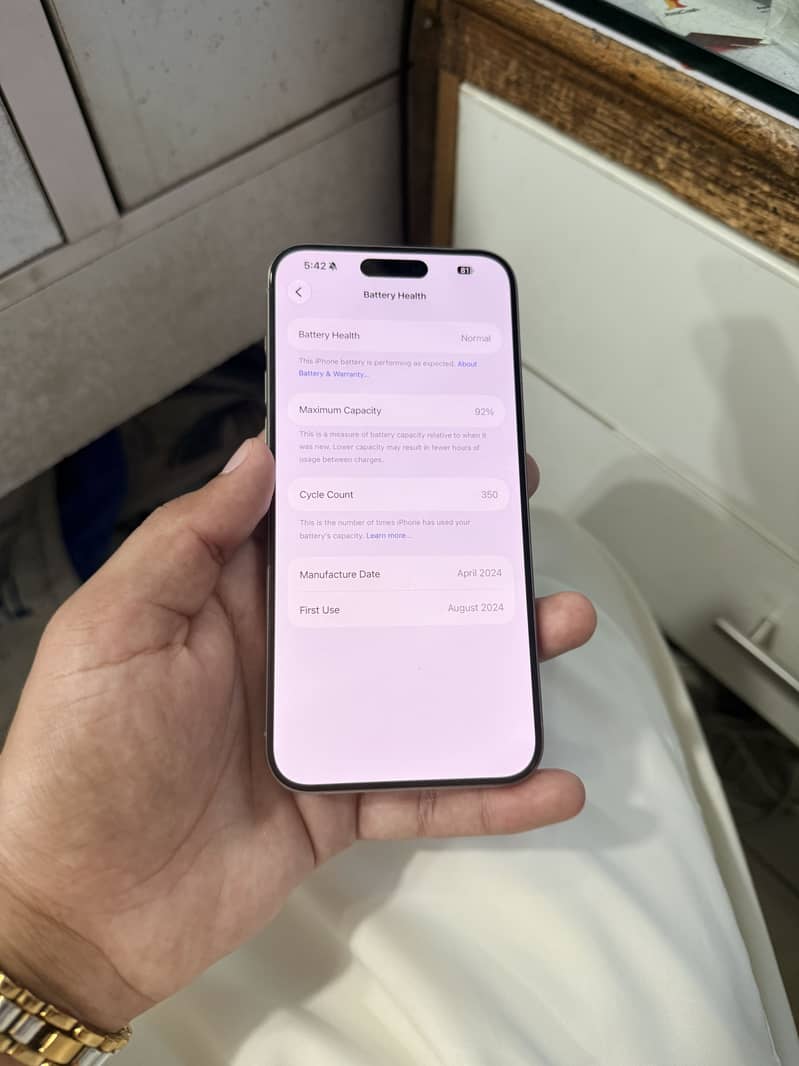 Apple iPhone 15 Pro Max 2