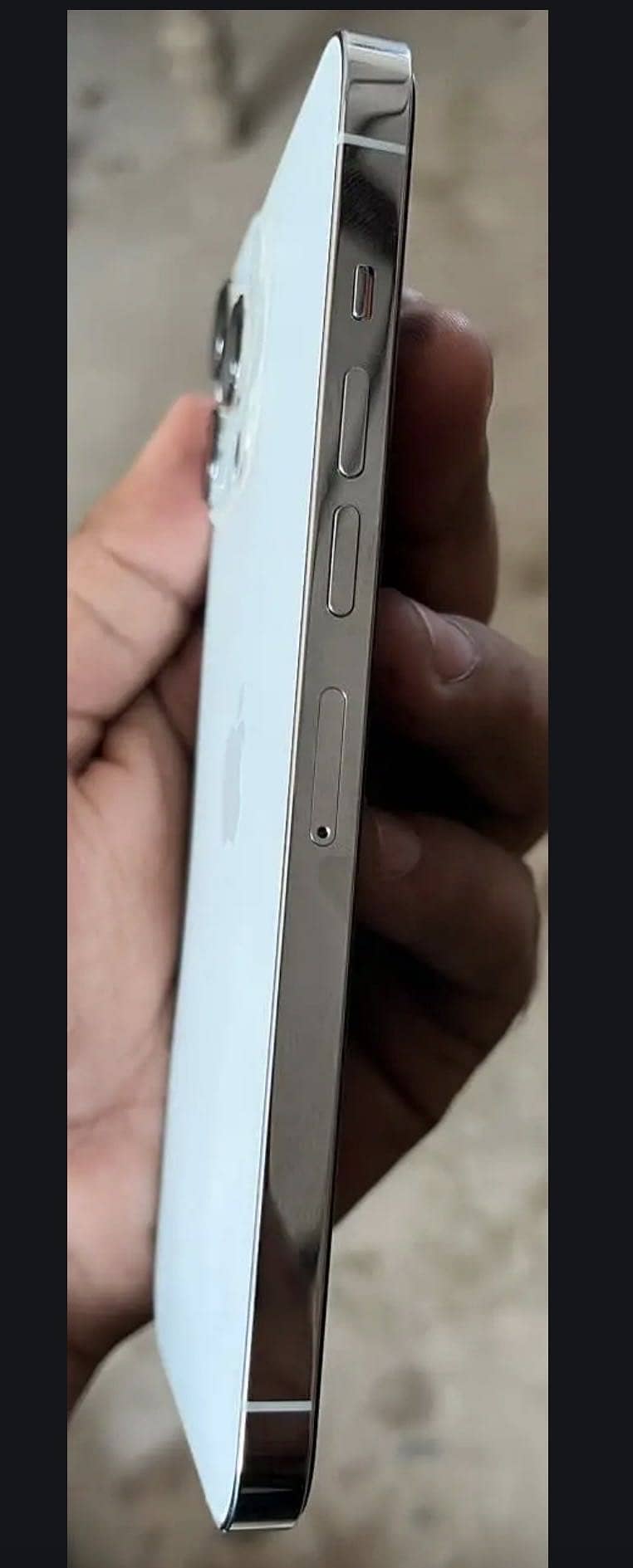 Apple iPhone 13 Pro Max 3