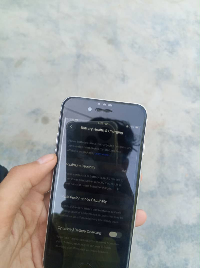 Apple iPhone SE2020 4