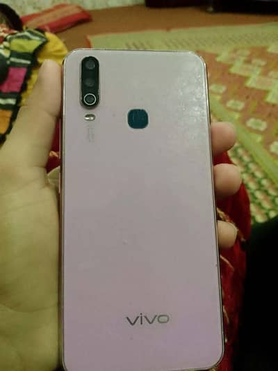 Vivo Y17