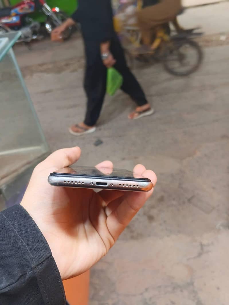 Apple iPhone X 7