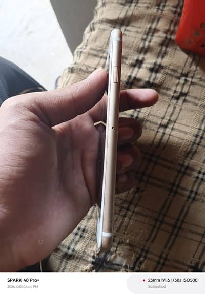 Apple iPhone 6S