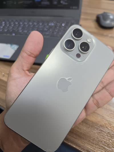 Apple iPhone 15 Pro Max