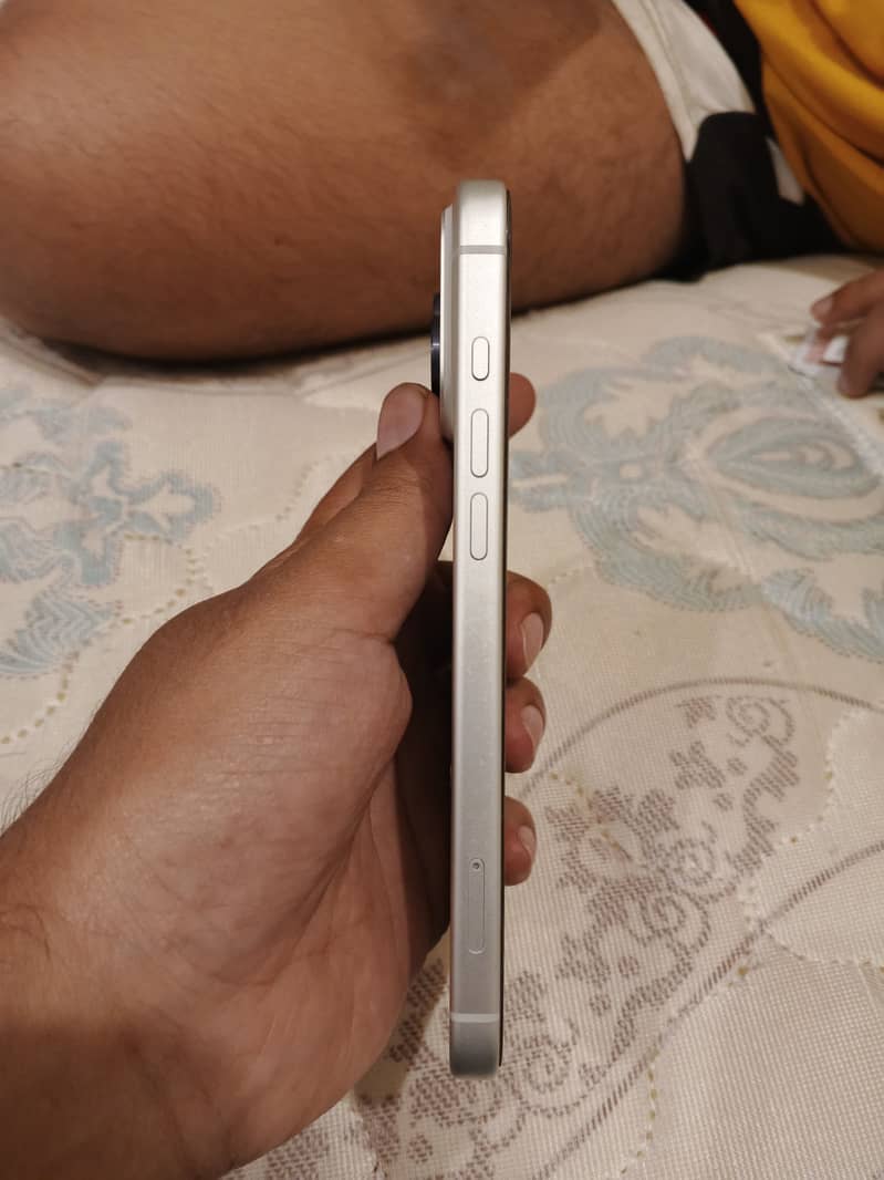 Apple iPhone 17 Pro Max 0