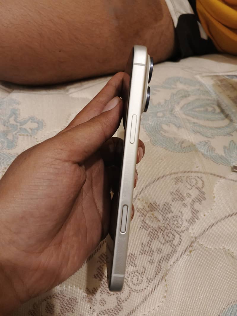Apple iPhone 17 Pro Max 1