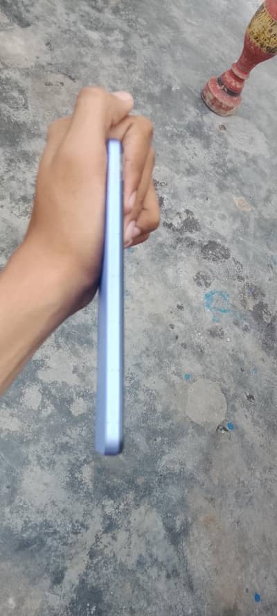 Vivo Y17s