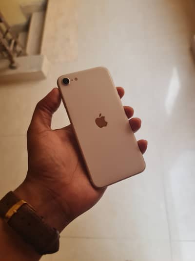 Apple iPhone SE