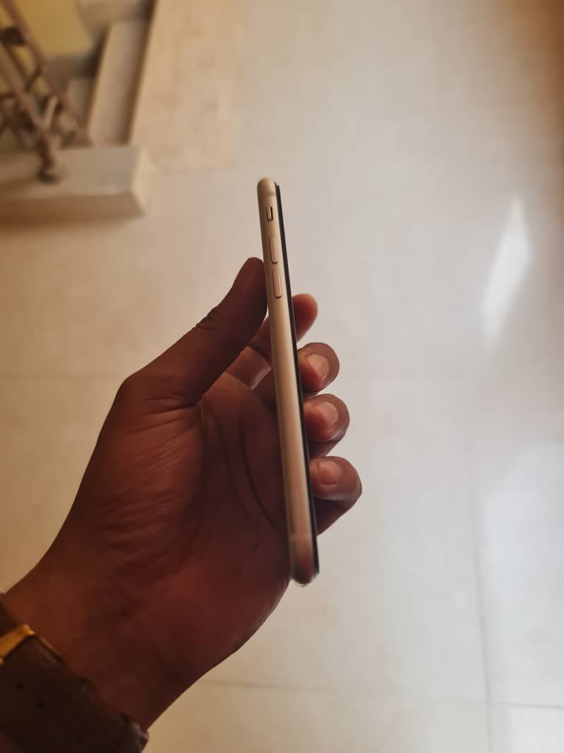 Apple iPhone SE 2