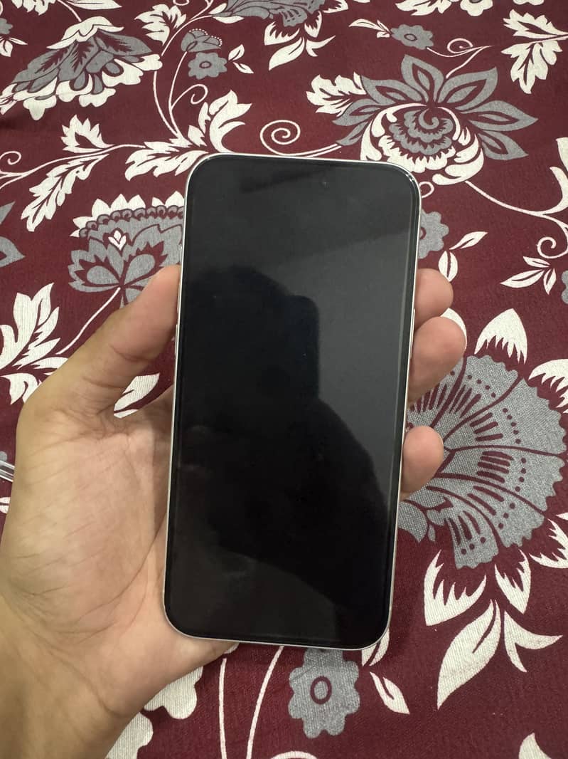 Apple iPhone 17 Pro Max 4
