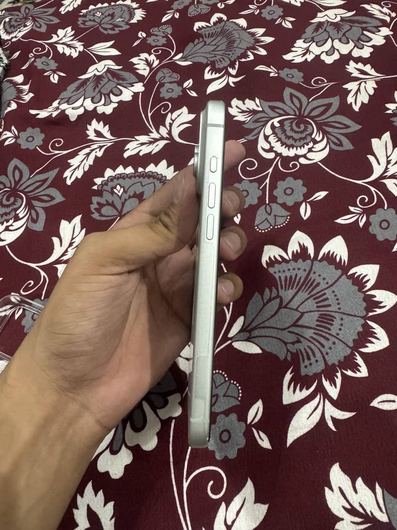 Apple iPhone 17 Pro Max 7