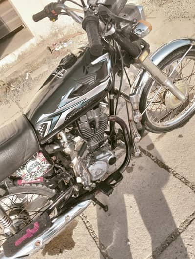 urgent sale. final Price. . . . Honda 125 . . 2012 model registered in 2013.