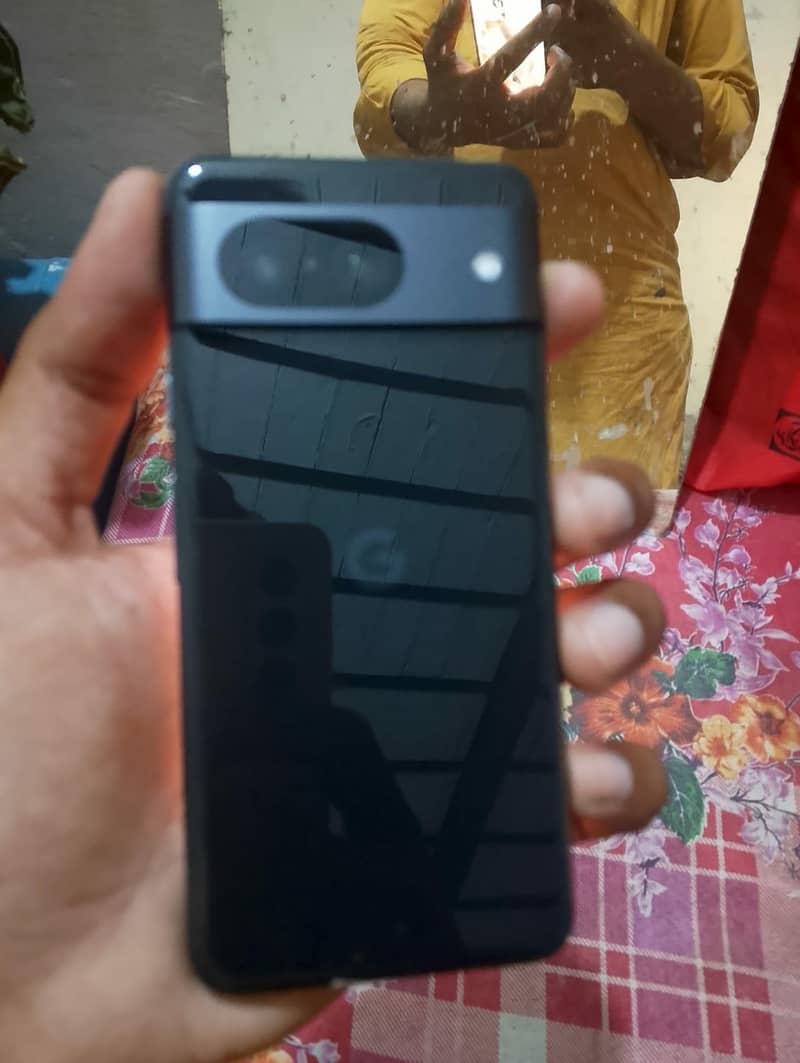 Google Pixel 8 1