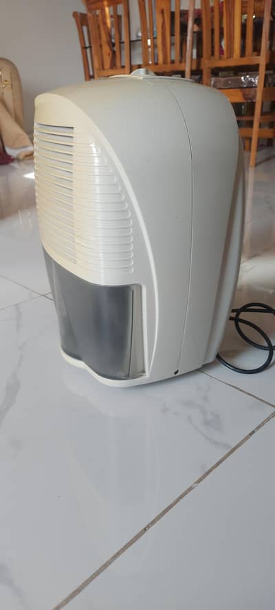 Delonghi Dehumidifier  - 10 Litre