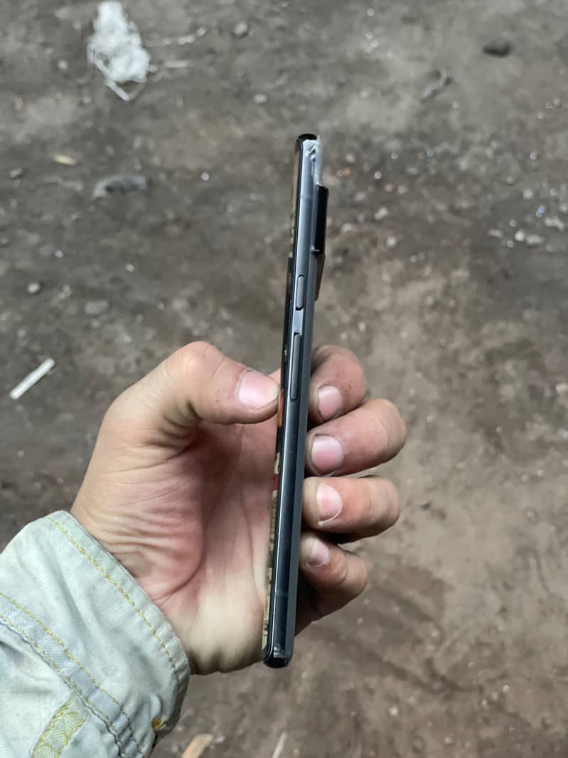 Google Pixel 6 Pro 2