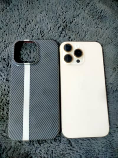 Apple iPhone 16 Pro Max Desert colour