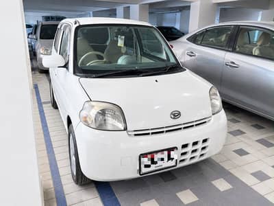 Daihatsu Esse 2011