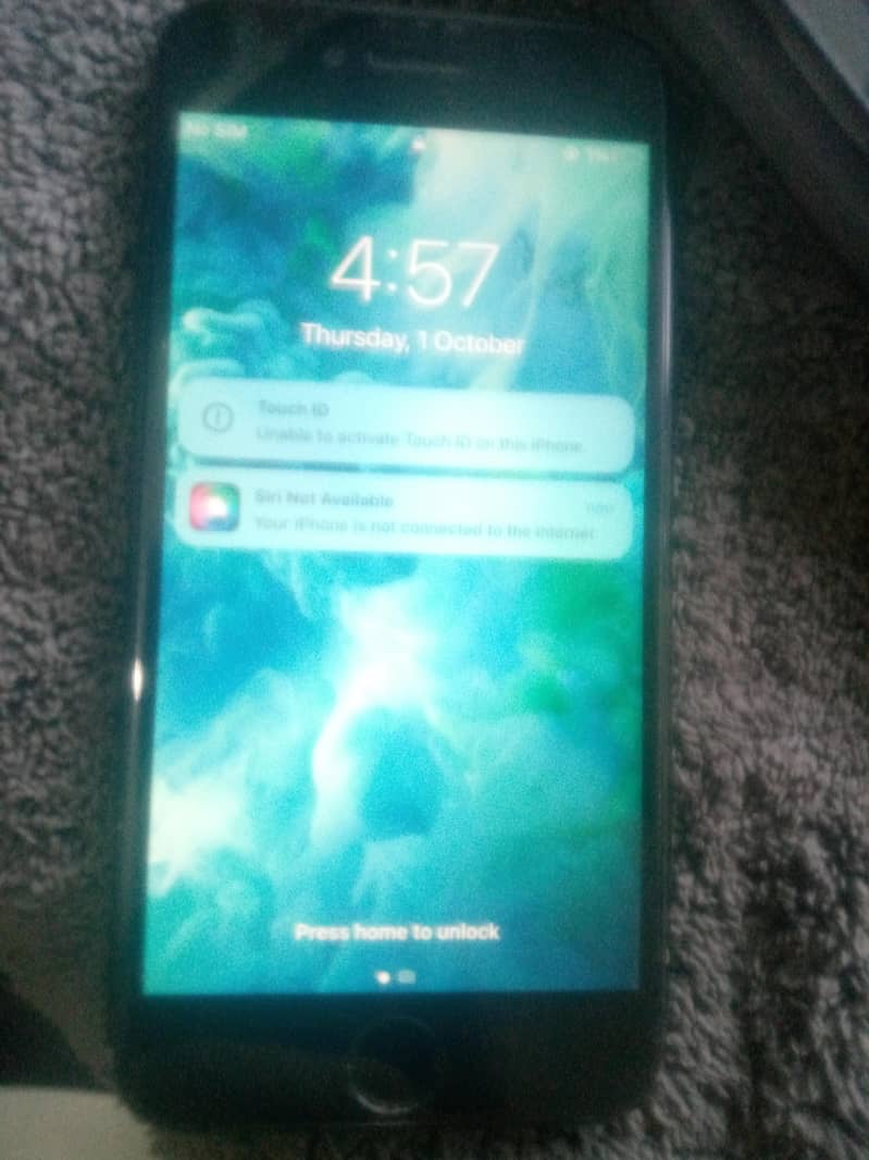 Apple iPhone 7 1