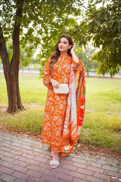 anilaz  brand three piece printed lawn suit
