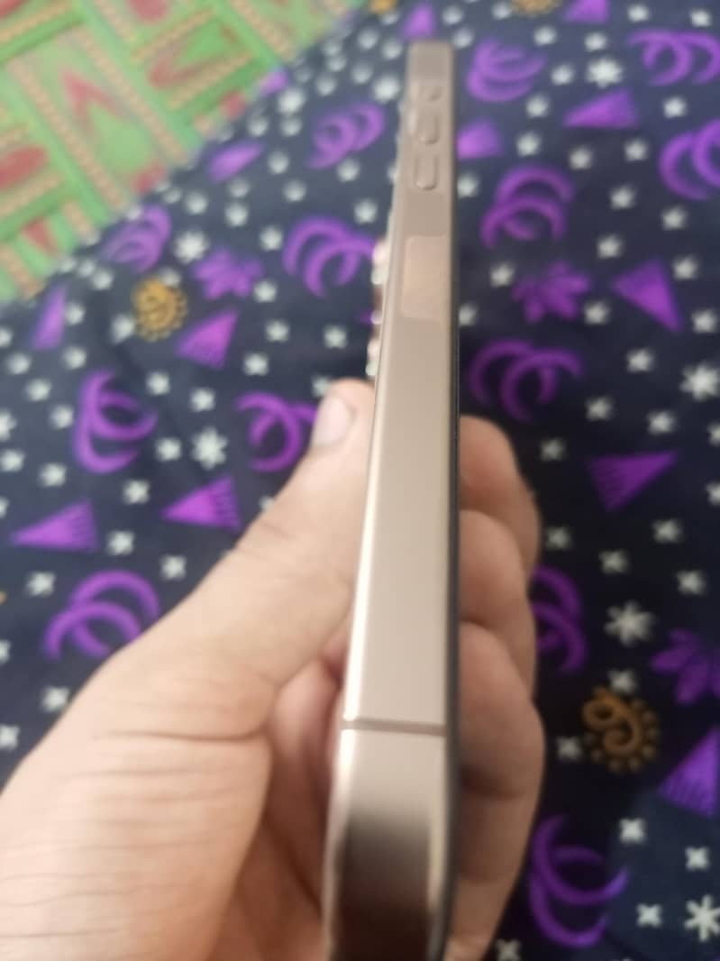 iphone 16 pro max Jv 10