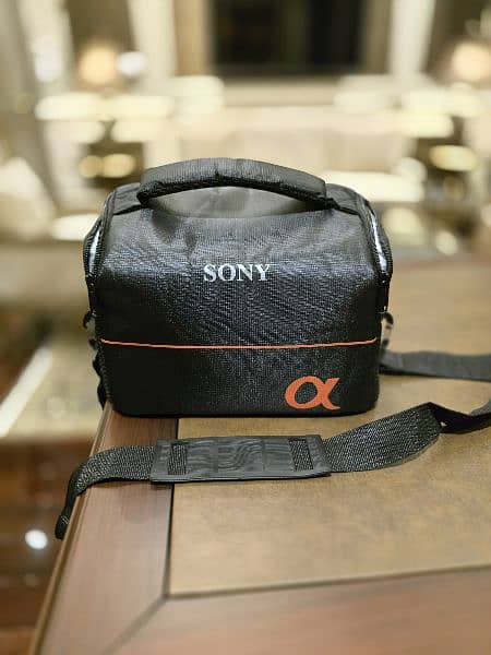 Sony a6400 camera complete box 2