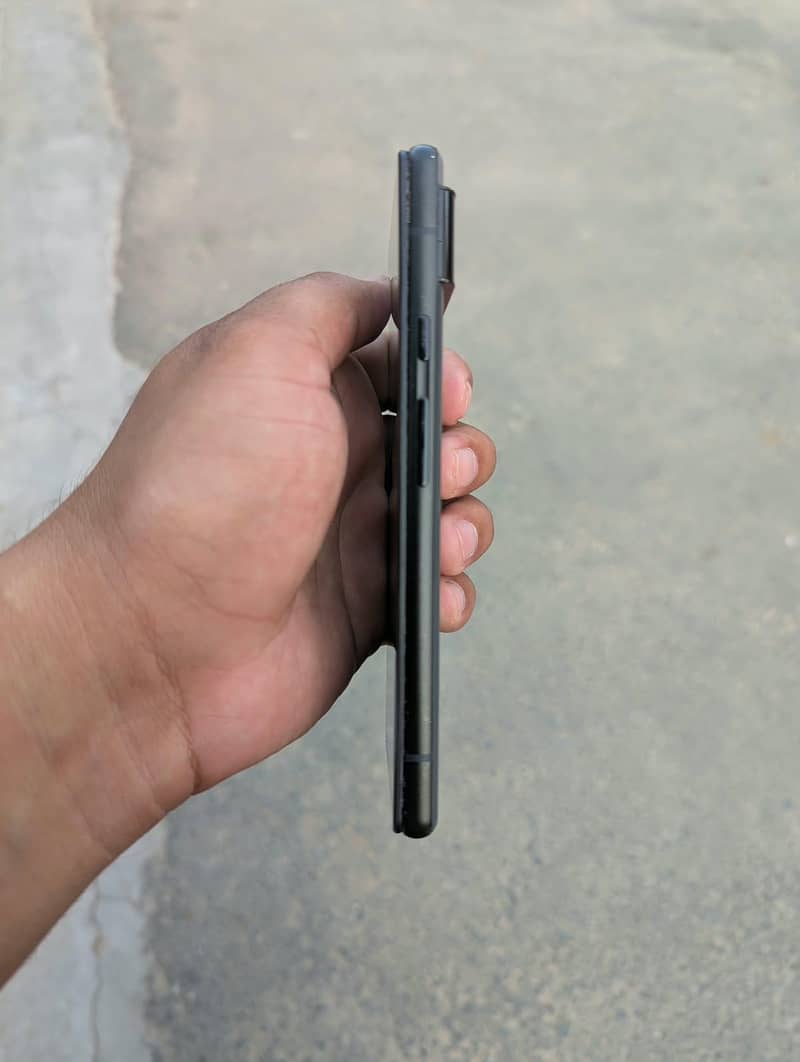 Google Pixel 6 5