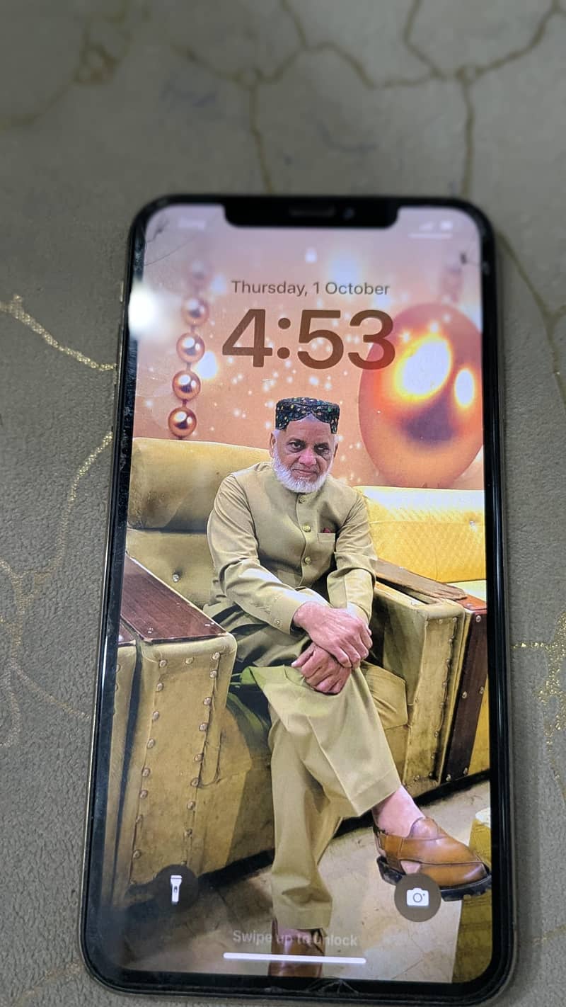 Apple iPhone XS Max 1