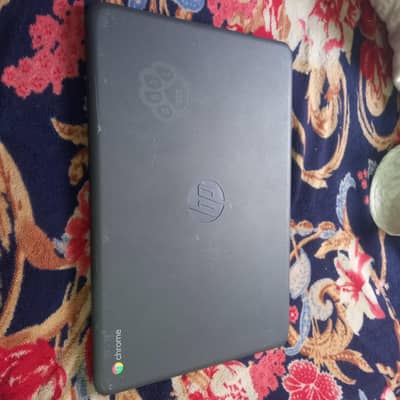 14" CHROMEBOOK CONDITION LIKE NEW