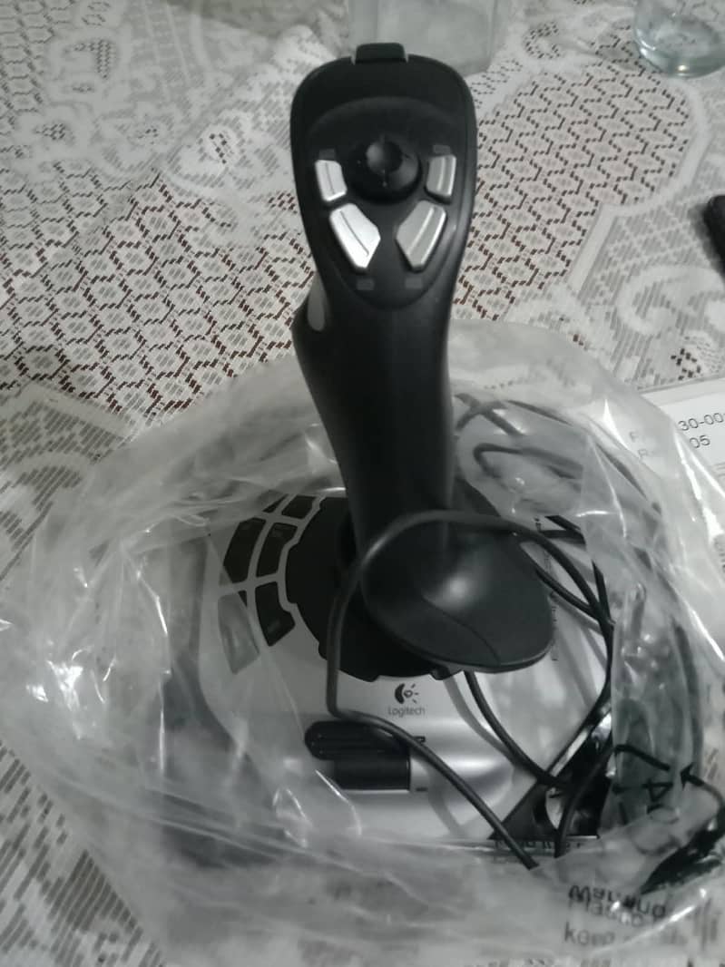LOGITECH EXTREME 3D PRO JOYSTICK 5