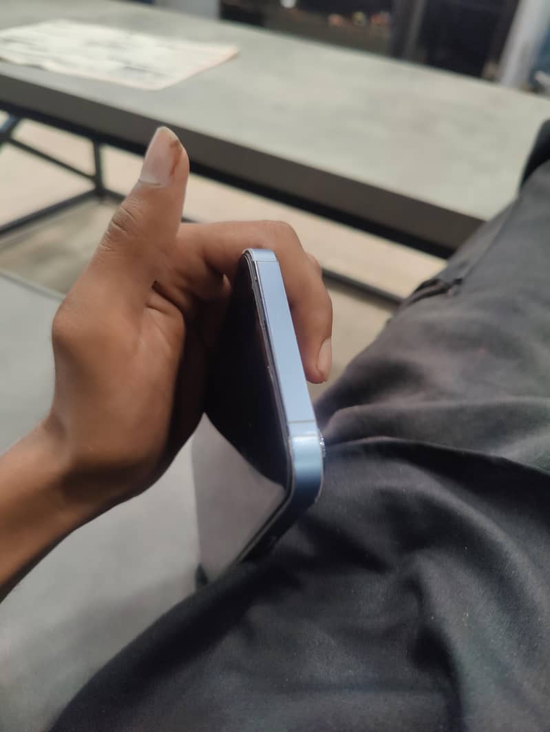 Apple iPhone 13 Pro Max 4