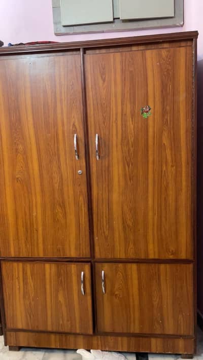 wardrobe new condition