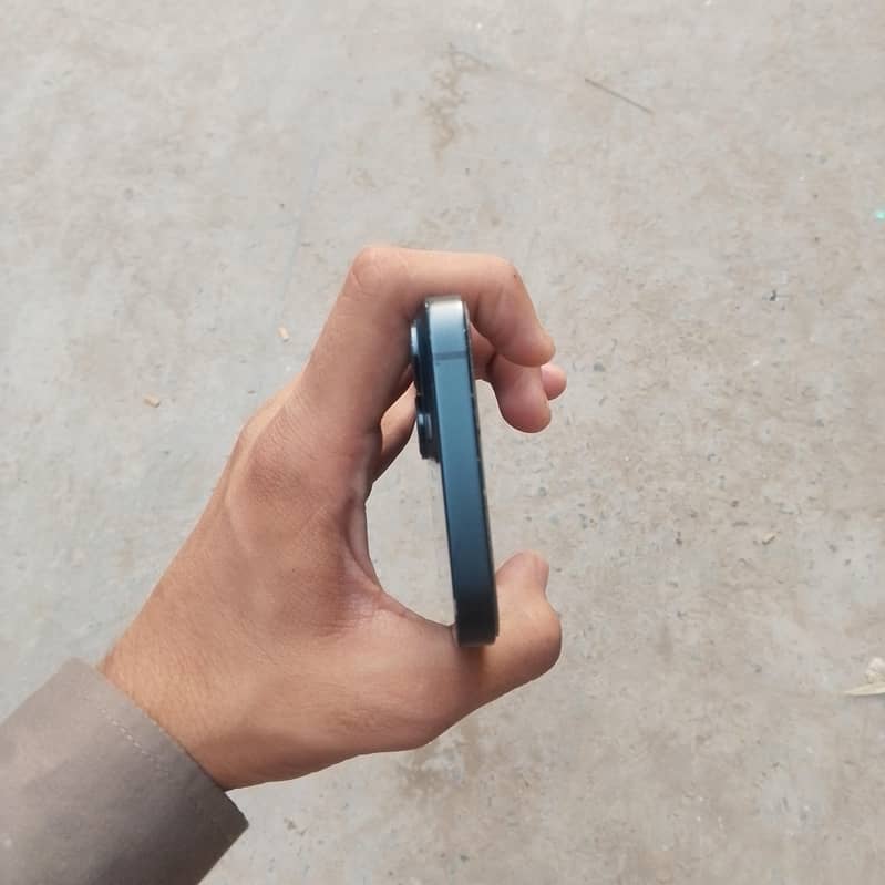Apple iPhone 14 1
