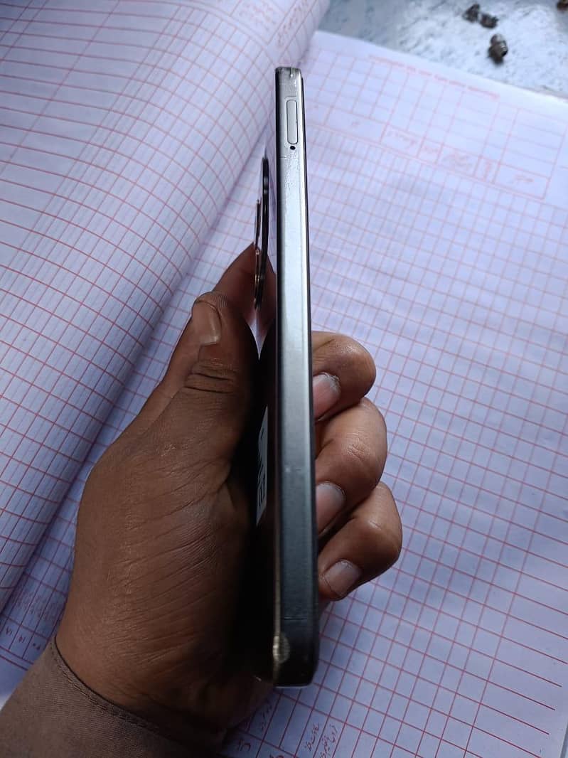 OPPO A5 Pro 4