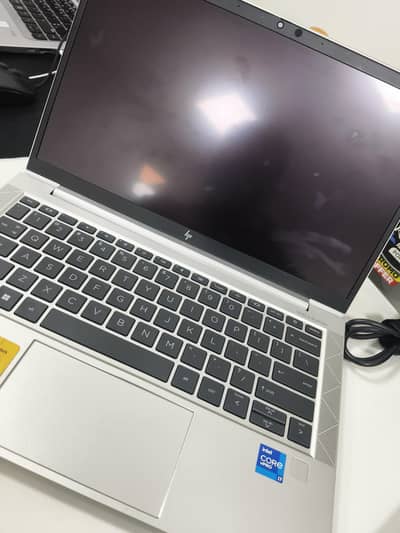 HP G8 11th Generation 830