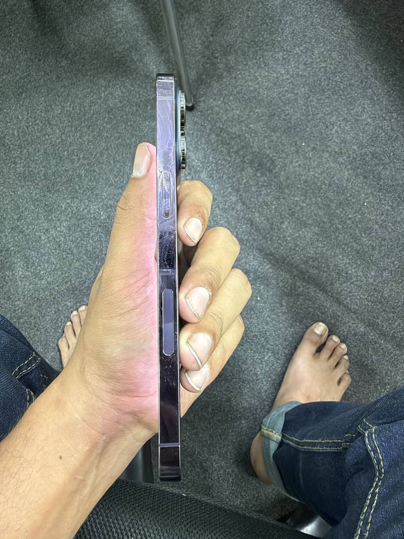 Apple iPhone 14 Pro Max 3