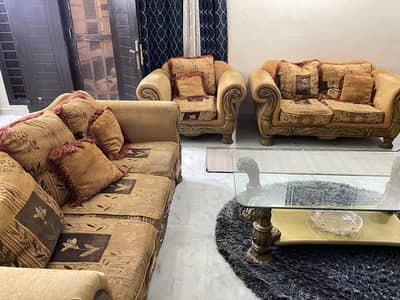 6 Seater Sofa Set with Center Table