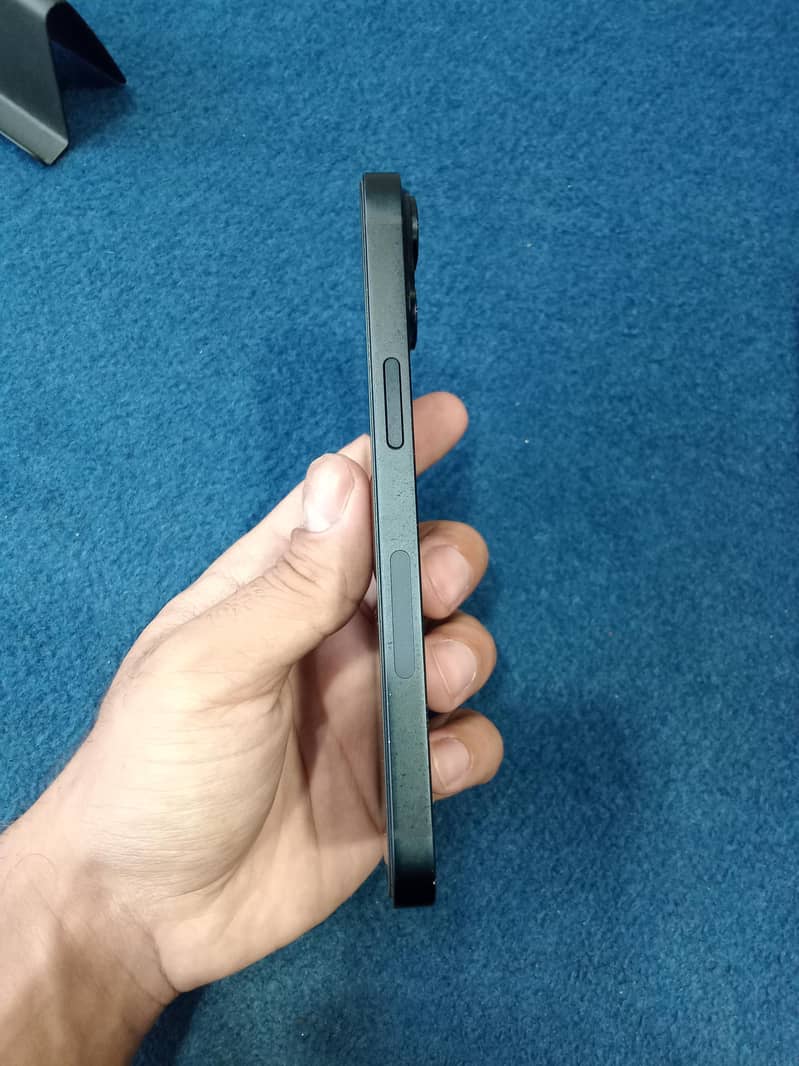 Apple iPhone 14 2