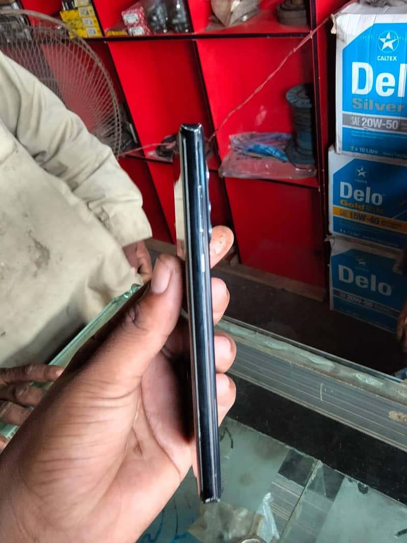 Motorola Edge Plus 5