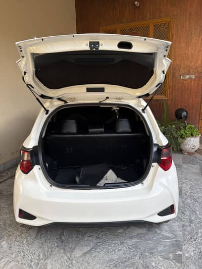 Toyota Vitz 2018
