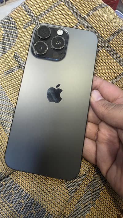 Apple iPhone 16 Pro Max