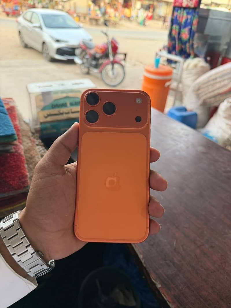 Apple iPhone 17 Pro Max 3