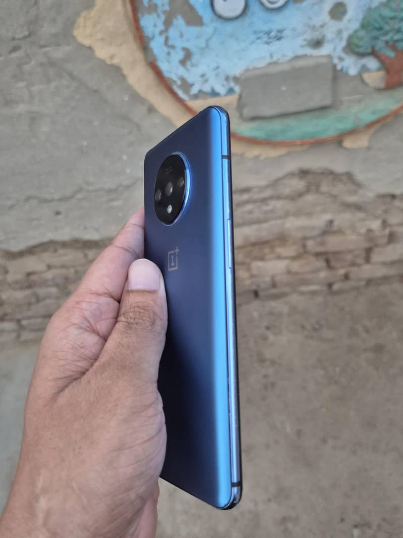 One Plus 7T 1