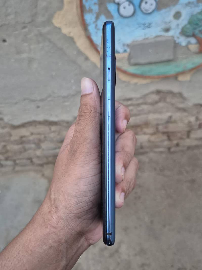 One Plus 7T 3