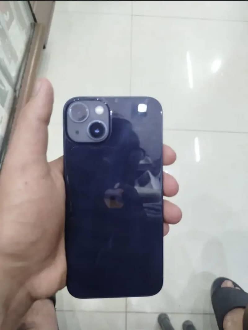 Apple iPhone 13 0