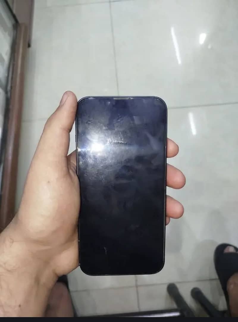 Apple iPhone 13 3