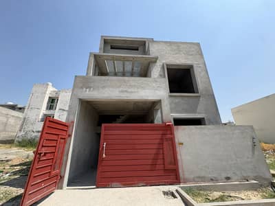 Solid Gray Structure House For Sale In Block G 5 Marla