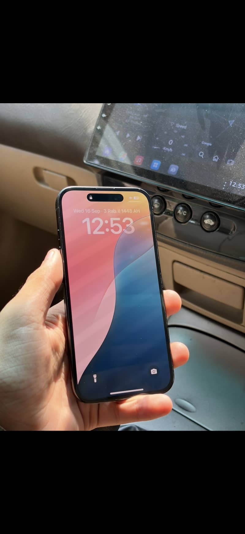 Apple iPhone 16 0