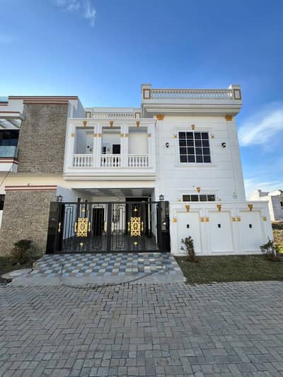 Beautiful white house available for Sale in diamond city phease 2 E block