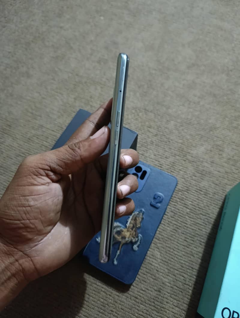 OPPO Reno 6