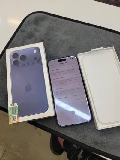 I phone 17 pro max blue