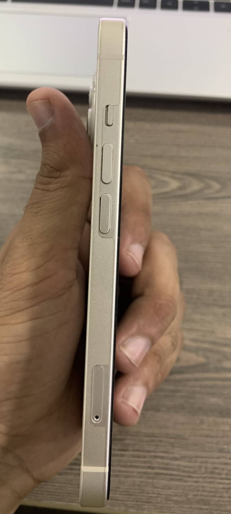 Apple iPhone 14 2